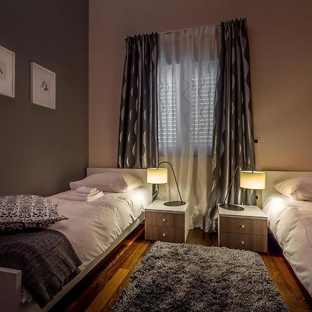 Apartment Maris Ровин Екстериор снимка